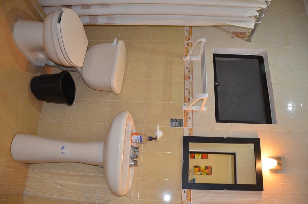 Terracota Corner Rooms كامبيش المظهر الخارجي الصورة